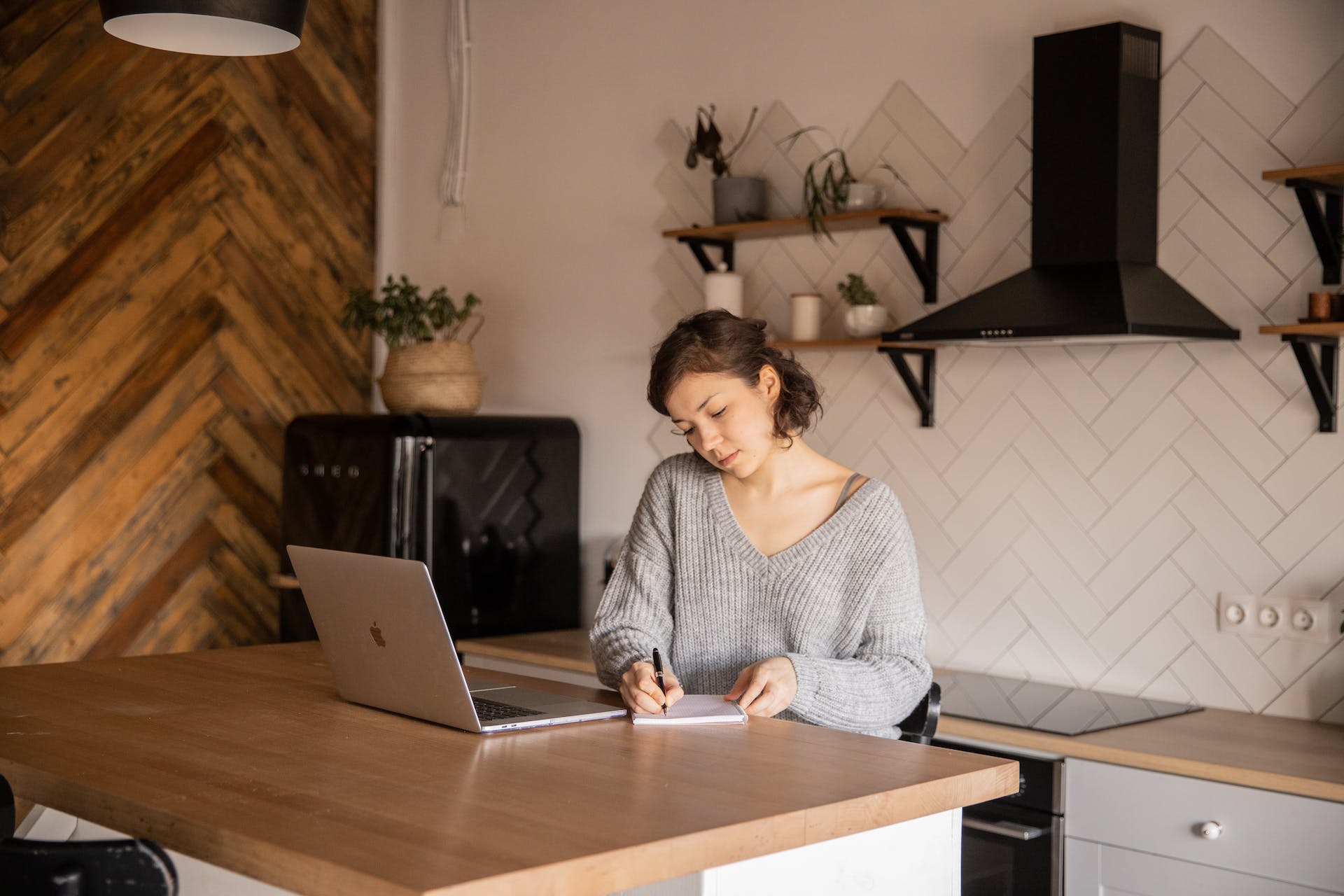 how to start journaling - find your place to write How to start journaling - find your place to write